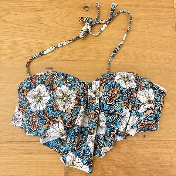 La Vie en Rose Bathing Suit Top - Picture 1 of 6